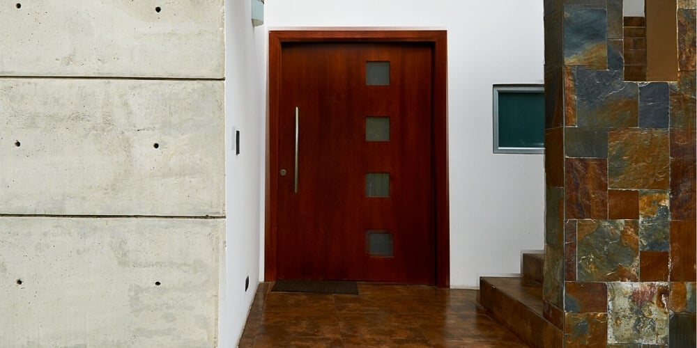 פריצת והתקנת דלת כניסה לבית – גבי המנעולן